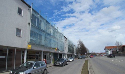 84 m² Büro / Praxis / Gewerbefläche in Miesbach zu vermieten - teilbar
