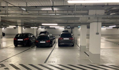 Underground parking spaces for rent in T1 at Donnersberger Brücke!