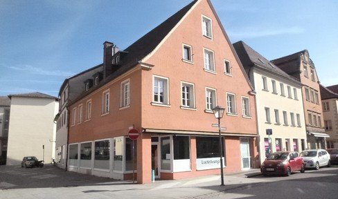 Investment property - residential and commercial building in the old town of Weißenburg