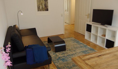04177: furnished.beautiful 2-room-apartment, parquet, stucco, monument, Plagwitz-Lindenau