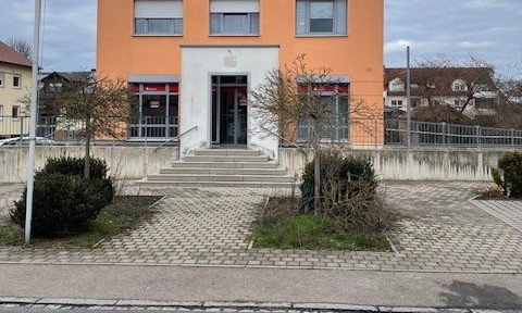 Büroräume die bedarfsgerecht umgebaut werden in Schwandorf zu vermieten