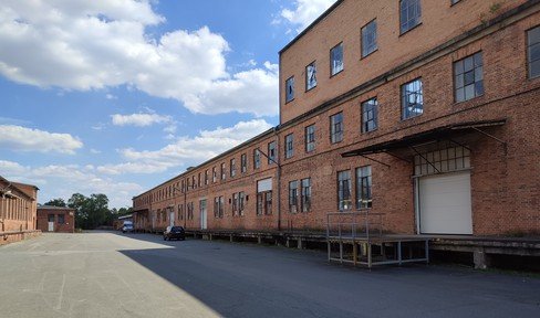 A44/A7 Kassel Warburg Breuna 1-3500 sqm warehouse, ground floor/ 1st floor, elevators