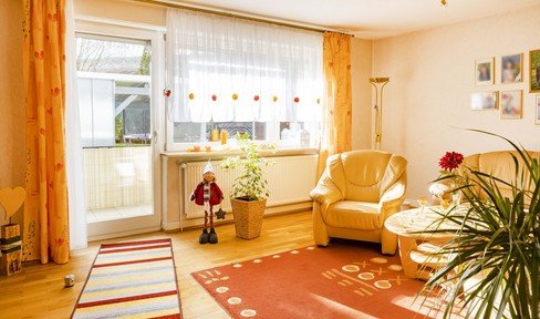 *WITHOUT PROVISION* affordable 4 room apartment + balcony + parking space + cellar + REWE within walking distance