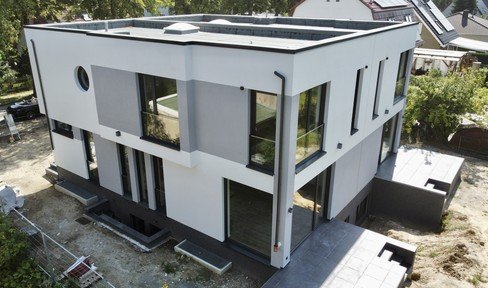 Moderne Doppelhaushälfte in grüner Umgebung!