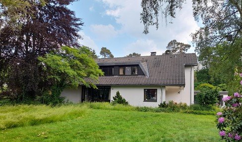 Großzügiges Landhaus mit separater Ferien-/Einliegerwohnung in Brilon-Alme zu verkaufen