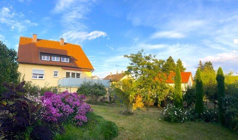 Freistehendes 1 - 2 Familienhaus – Fränkisches Seenland – Heizung: EEK -> D -> möglich, NAHWÄRME