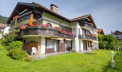 Alpine villa / alpine lodge with dream view near Oberstdorf