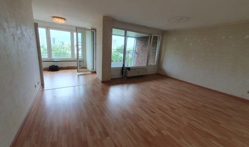 Commission-free BEAUTIFUL 3 ROOM FLAT. WITH BALCONY DIRECTLY ON THE RHEIN, vacant