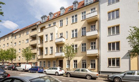 Berlin-Lichtenberg | Fully rented MFH with district heating