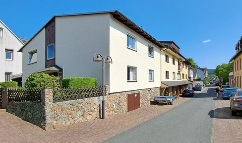 Detached single-family corner house from private owner in Oberreifenberg near the castle
