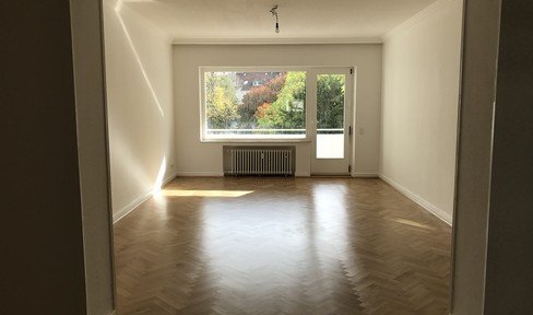 Repräsentative 3-4-Zi.-Wohnung mit Loggia und freiem Blick ins Grüne im Düsseldorfer Zooviertel