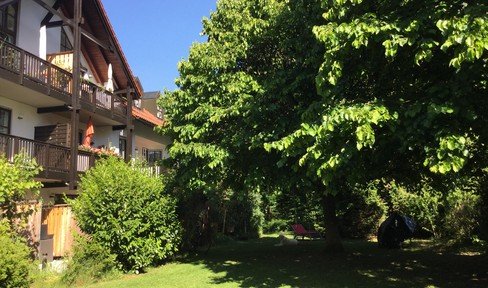 Hideaway! Mü Solln with view into the green, central 3 room garden corner apartment near Isarauen