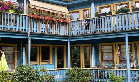 günstige Wohnung mit Sonnenbalkon in Schwedenhaussiedlung