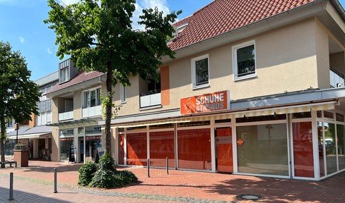 Retail space on shopping street, corner building, Hauptstraße 3-5 49509 Recke