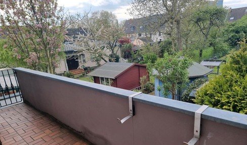 Erstbezug mit Balkon: Stilvolle 2-Zimmer-Wohnung in Bahnstadt Opladen