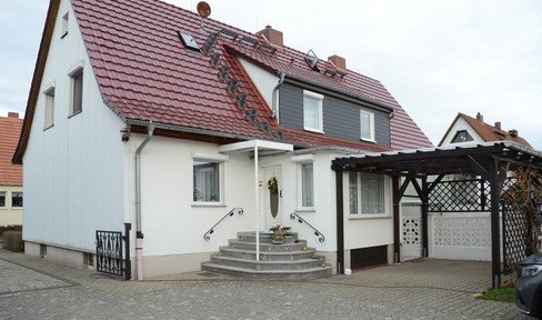 Directly from the owner- DHH in Stendal Nord- very well maintained, 2nd flat or business possible!