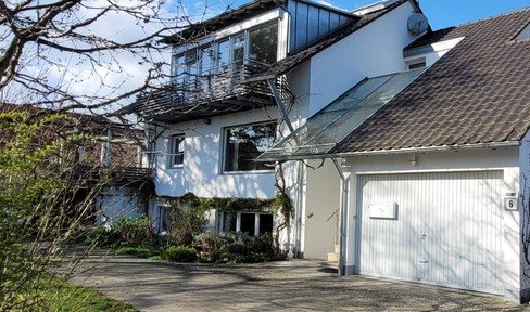 Freistehendes, gepflegtes Haus mit zwei eigenständigen Wohnungen auf der Insel Reichenau
