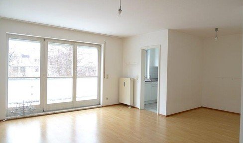 Bright, spacious 1-room apartment with balcony, EBK in Ramersdorf-Perlach, Munich as an investment