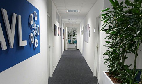 Büro zur Untermiete nahe BMW - flexible Mietlaufzeiten – Teilflächenanmietung – Möblierung verfügbar