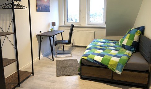 All-inclusive room in a shared flat for professionals