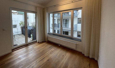 Exklusive 2-Zimmer-DG-Wohnung mit gehobener Innenausstattung in Mannheim
