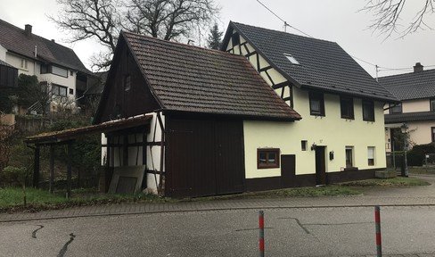 Near Baden Baden !  Individual half-timbered house with barn and separate garden shed