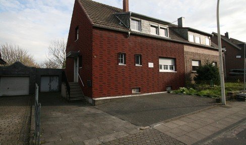Semi-detached house (DHH) in Frechen-Bachem (near Cologne) - 600m² directly from the owner