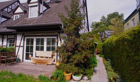 Cozy end-terrace house in an exclusive location, Berlin-Zehlendorf (Düppel)