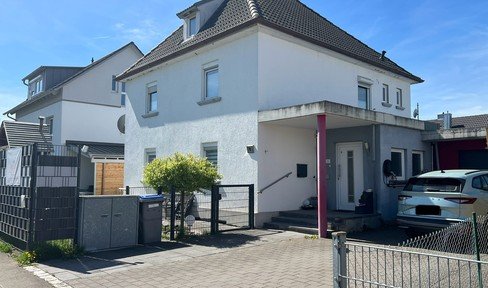Large detached house with upmarket interior in Neu-Ulm / Gerlenhofen from PRIVAT