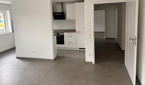 (WHG 2) New build apartment in quiet residential area 4 ROOMS upper floor