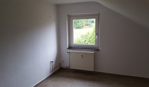 Sehr schöne renovierte Dachgeschoss-Wohnung 1,5 ZKB