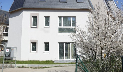 Newly built terraced house 3 rooms in 14513 Teltow