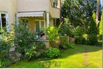 Upscale 3 room apartment+garden+parking space, close to the forest