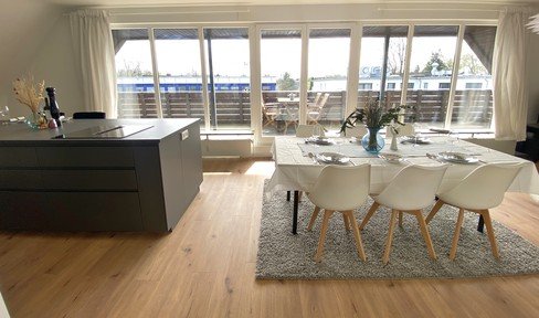 High-quality maisonette penthouse, first occupancy after refurbishment, incl. garage, without brokerage fee