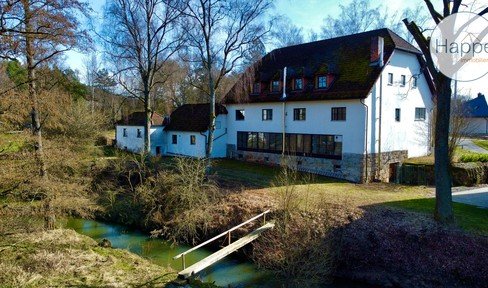 -RESERVED- *Free of commission* Detached house with pre-planned granny apartment on the Pegnitz