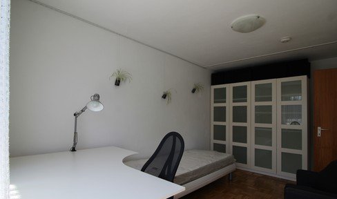 1-Zimmer-Wohnung, Karlsruhe Ost - komplett möbliert mit Parkplatz