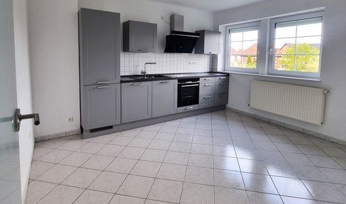 Beautiful spacious 2 room apartment directly in Lehrte with fitted kitchen