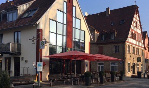Ice cream parlor in the center of Nuremberg - highly profitable for 28 years, to lease from 01.01.2025