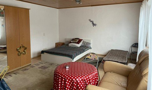 First-time occupancy with balcony: 4-room apartment in Offenbach Bieber