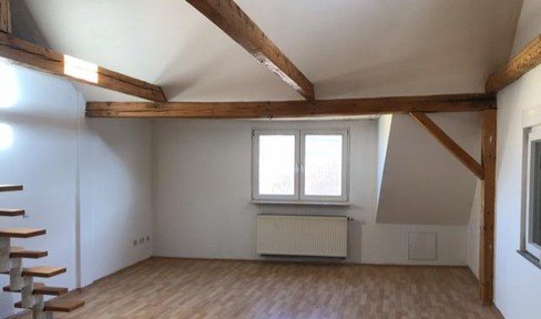 Spacious 2-room attic apartment in Lohnsfeld from 01.08.24 or earlier if necessary