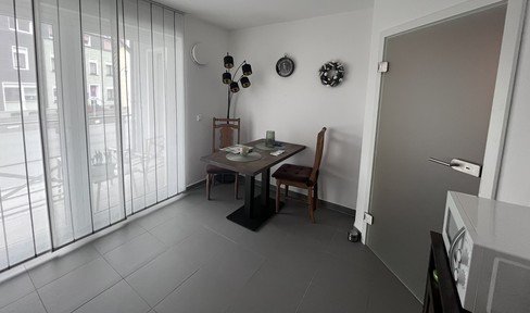 Centrally located, barrier-free mini apartment with balcony