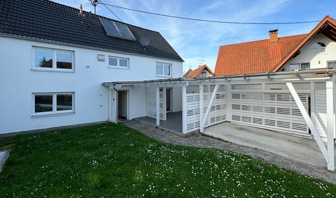 DHH house near Freiburg, small lawn, 2 terraces available immediately