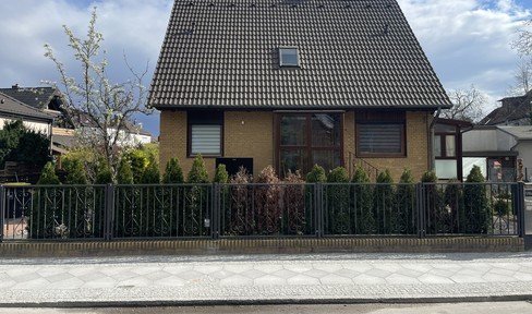 Detached single-family house in Reinickendorf for rent / near Wittenau