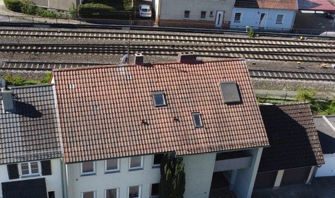 2-family townhouse Ansbach with lots of potential for storage, small business, hobby, garden