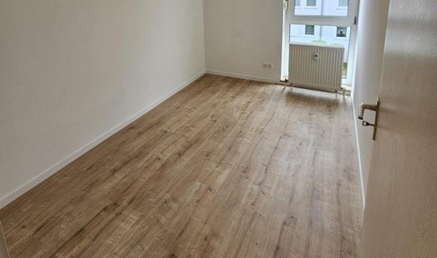 FIRST OCCUPANCY AFTER RENOVATION! Beautiful 2-room apartment in a sought-after location in Fürth-Burgfarrnbach