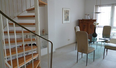 Stylish, spacious maisonette apartment in Erkrath, 127 sqm, upscale furnishings, very well maintained.