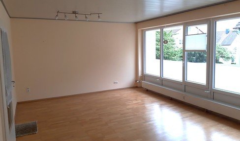 Continuously modernized 4-room apartment with EBK, 2 balconies in an ideal, quiet location in VAI/Enz