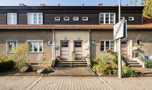 Capital investment in Berlin Lübars: Listed terraced house