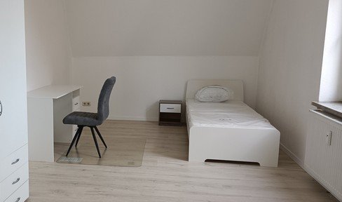 Schönes möbliertes Zimmer in neuer 2er WG | Stadtmitte direkt am Paulusanger | All-inklusiv Miete