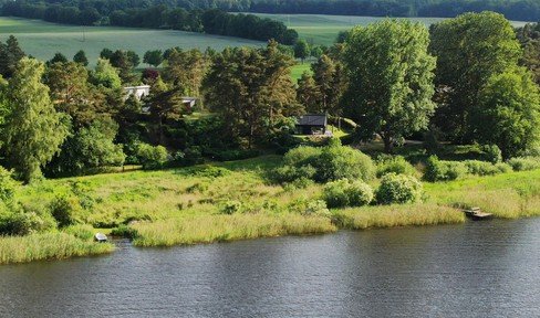 Seltene Gelegenheit - Haus am Barniner See mit Seeblick und Wasserzugang mit Ruderboot